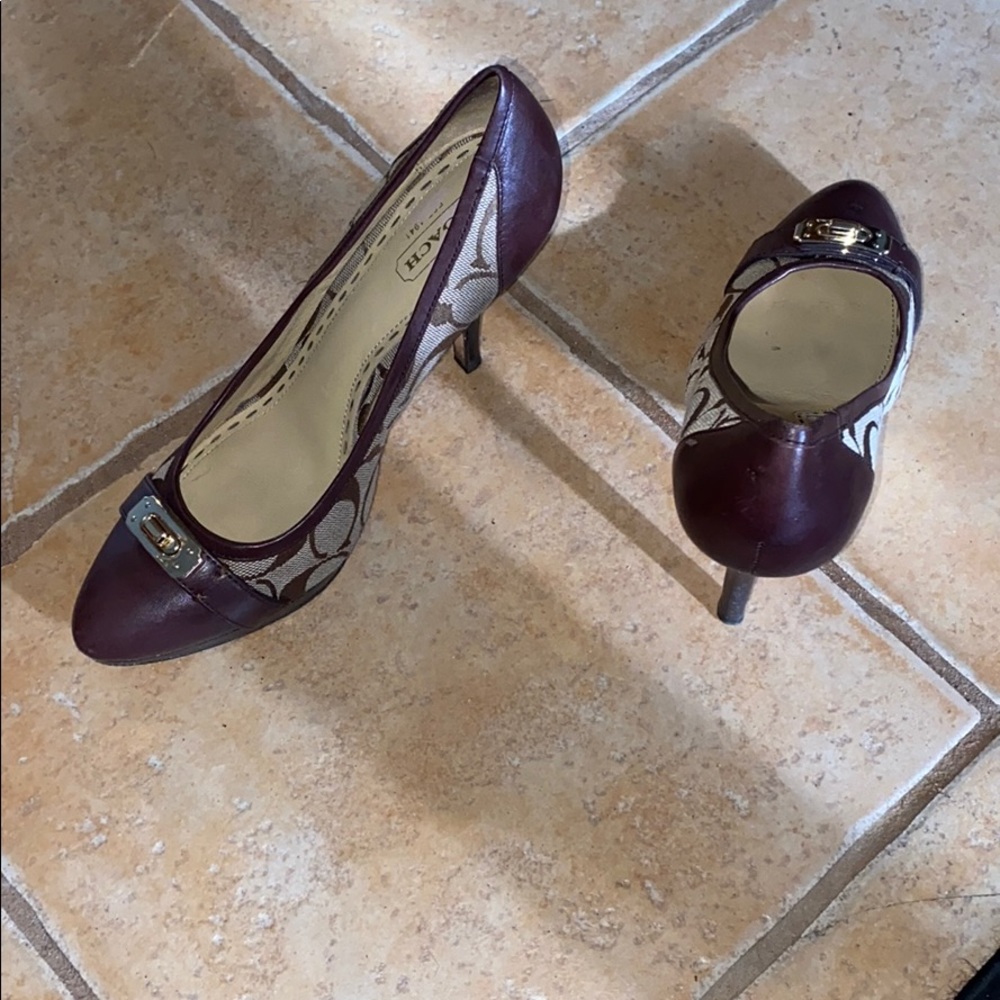 Shoes - Picture 7 of 7